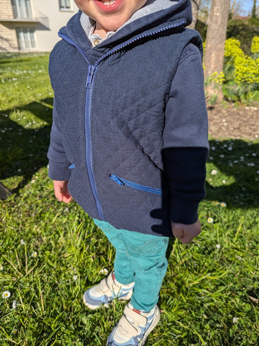 VESTE SANS MANCHES